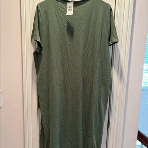J.Crew Olive Green Tee XL